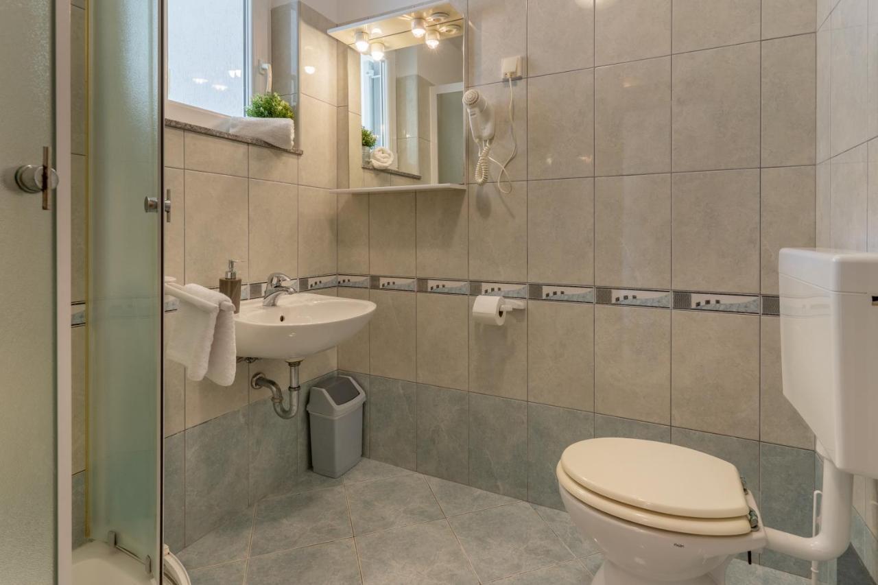 Apartments Lopari Нерезине Екстериор снимка