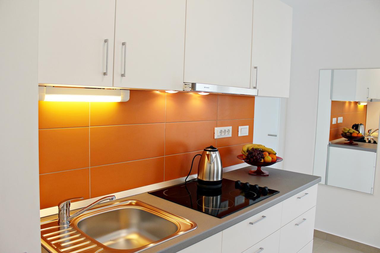 Apartments Lopari Нерезине Екстериор снимка